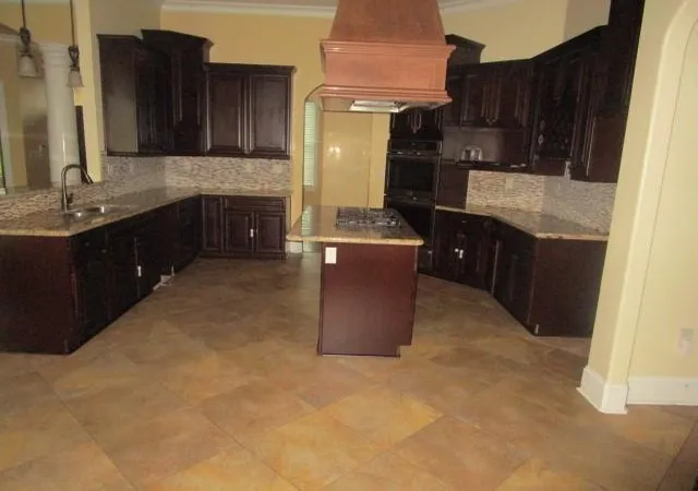 Photo 3 of Sale Pending at 18332 Hoo Shoo Too Rd, Baton Rouge, LA 70817 | MLS# 2560379 | Listing updated on 2026-09-09