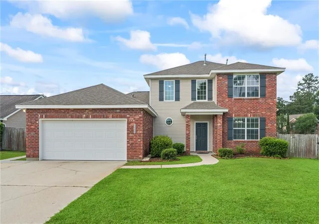 Photo 1 of Single family home for sale at 569 Moore Blvd, Covington, LA 70433 | MLS# 2560096 | Listing updated on 2026-08-30