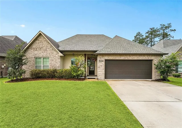 Photo 1 of Single family home for sale at 335 Knollwood Ln, Slidell, LA 70458 | MLS# 2560264 | Listing updated on 2026-10-02