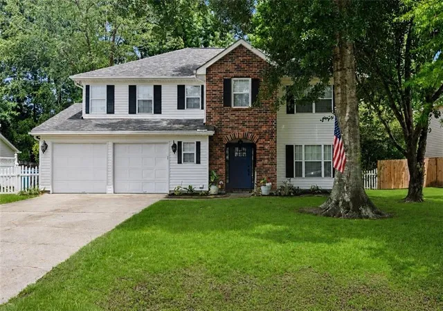 Photo 3 of Single family home for sale at 67144 Locke St, Mandeville, LA 70471 | MLS# 2560567 | Listing updated on 2026-09-18