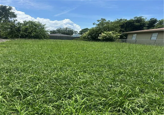 Photo 3 of Sale Pending at 7536 Forest Glen Rd, New Orleans, LA 70127 | MLS# 2560177 | Listing updated on 2026-08-31
