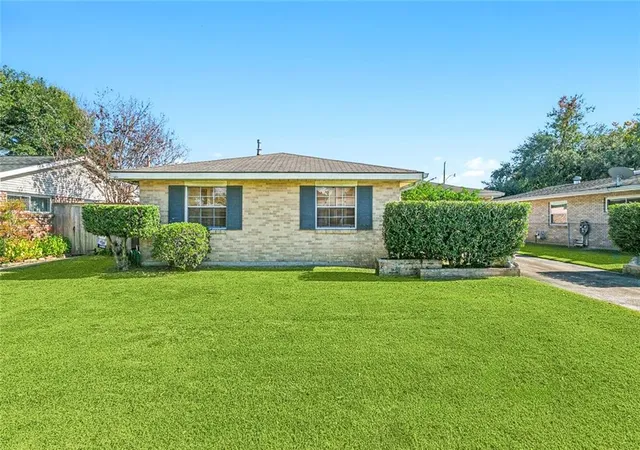 Photo 2 of Single family home for sale at 309 Sophia St, New Orleans, LA 70123 | MLS# 2561162 | Listing updated on 2026-09-11