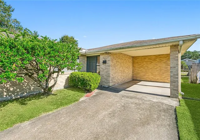 Photo 3 of Single family home for sale at 309 Sophia St, New Orleans, LA 70123 | MLS# 2561162 | Listing updated on 2026-09-11