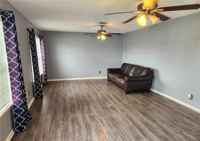 Photo 2 of Single family home for sale at 2124 S Butterfly Cir, Terrytown, LA 70056 | MLS# 2561099 | Listing updated on 2026-09-02