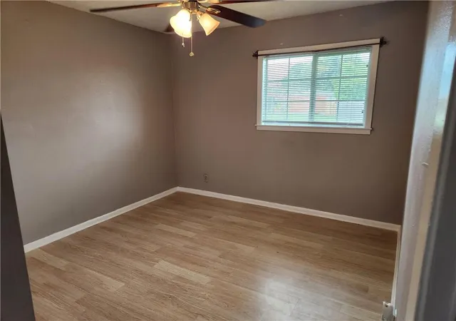 Photo 4 of Single family home for sale at 2124 S Butterfly Cir, Terrytown, LA 70056 | MLS# 2561099 | Listing updated on 2026-09-02