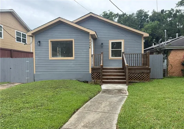 Photo 3 of Single family home for sale at 5826 Eads St, New Orleans, LA 70122 | MLS# 2561294 | Listing updated on 2026-08-30