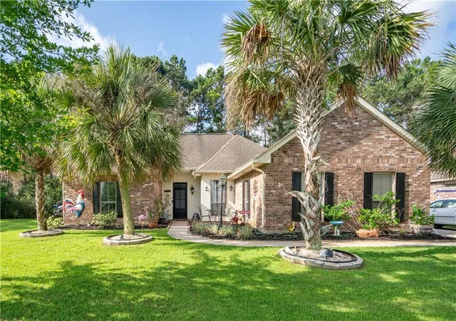 Photo 1 of Sale Pending at 14092 Riverlake Dr, Covington, LA 70435 | MLS# 2561468 | Listing updated on 2026-09-07