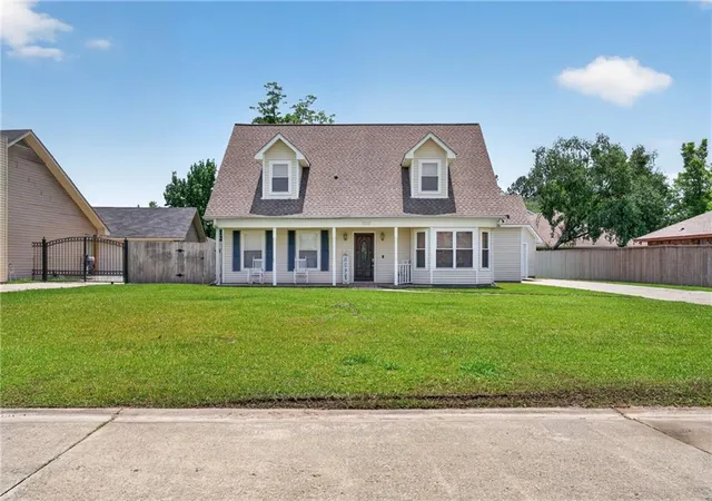 Photo 1 of Single family home for sale at 202 Oakmont Dr, Slidell, LA 70460 | MLS# 2561010 | Listing updated on 2026-09-05