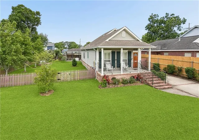 Photo 1 of Single family home for sale at 5650 Orleans Ave, New Orleans, LA 70124 | MLS# 2561729 | Listing updated on 2026-08-30
