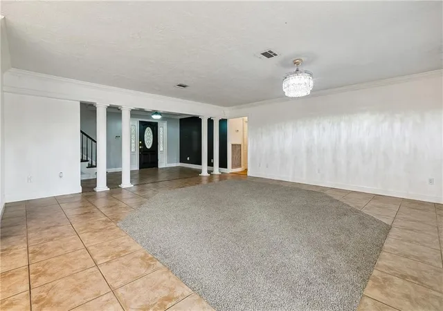 Photo 4 of Single family home for sale at 2500 Orbit Ct, Harvey, LA 70058 | MLS# 2561755 | Listing updated on 2026-09-21
