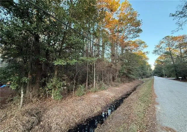 Photo 4 of Land for sale at Tbd Delery St, Mandeville, LA 70471 | MLS# 2562127 | Listing updated on 2026-09-22