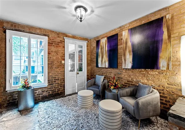 Listing Photo 2 - Condo for sale in building located at 604 Esplanade Ave, New Orleans, LA 70116 - Unit #104