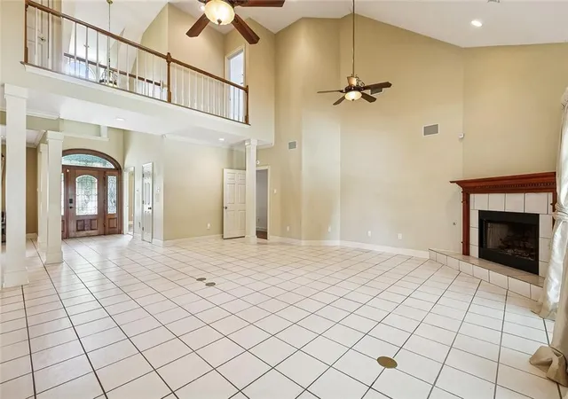 Photo 3 of Sale Pending at 304 Hawthorne St, Gretna, LA 70056 | MLS# 2559307 | Listing updated on 2026-09-22