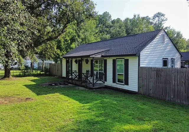 Photo 2 of Single family home for sale at 36186 Jessie Singletary Rd, Pearl River, LA 70452 | MLS# 2556932 | Listing updated on 2026-09-11