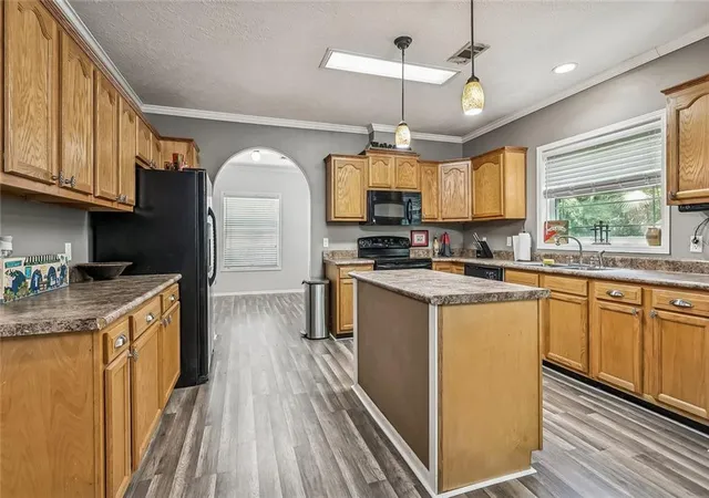 Photo 4 of Single family home for sale at 1311 Franklin St, Mandeville, LA 70448 | MLS# 2562705 | Listing updated on 2026-09-21