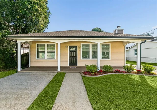 Photo 2 of Single family home for sale at 9313 River Ln, New Orleans, LA 70123 | MLS# 2562028 | Listing updated on 2026-09-10