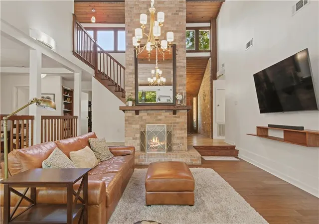 Photo 3 of Sale Pending at 225 Shaunell Dr, Mandeville, LA 70448 | MLS# 2561718 | Listing updated on 2026-09-07