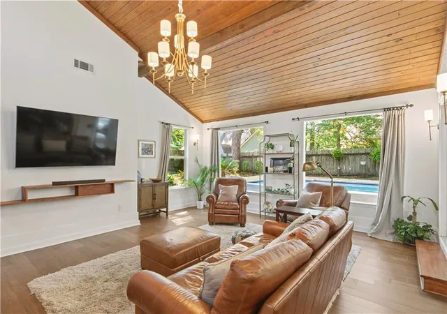 Photo 4 of Sale Pending at 225 Shaunell Dr, Mandeville, LA 70448 | MLS# 2561718 | Listing updated on 2026-09-07