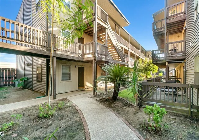Photo 2 of Condo for sale at 2301 Edenborn Ave #507, Metairie, LA 70001 | MLS# 2562806 | Listing updated on 2026-09-22