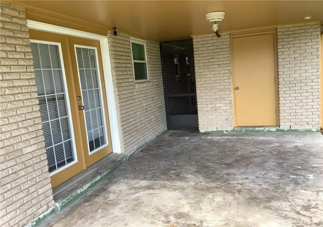 Photo 3 of Single family home for sale at 2648 Mercedes Blvd, New Orleans, LA 70114 | MLS# 2563243 | Listing updated on 2026-09-15