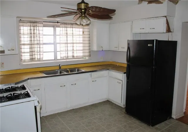Photo 4 of Single family home for sale at 3129 Burgundy St, New Orleans, LA 70117 | MLS# 2563588 | Listing updated on 2026-09-14