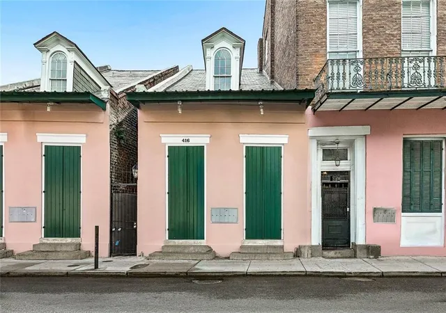 Listing Photo 5 - Condo for sale in building located at 416 Burgundy St, New Orleans, LA 70112 - Unit #3