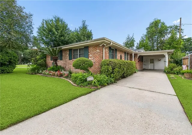 Photo 2 of Sale Pending at 9428 Sharla Dr, River Ridge, LA 70123 | MLS# 2558169 | Listing updated on 2026-09-10