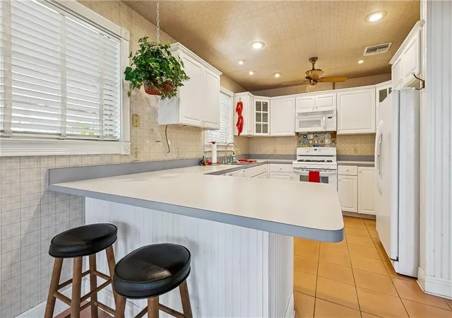 Photo 3 of Sale Pending at 9428 Sharla Dr, River Ridge, LA 70123 | MLS# 2558169 | Listing updated on 2026-09-10