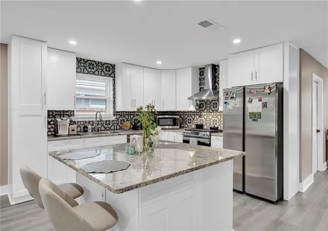 Photo 1 of Single family home for sale at 4916 Kawanee Ave, Metairie, LA 70006 | MLS# 2563789 | Listing updated on 2026-10-01