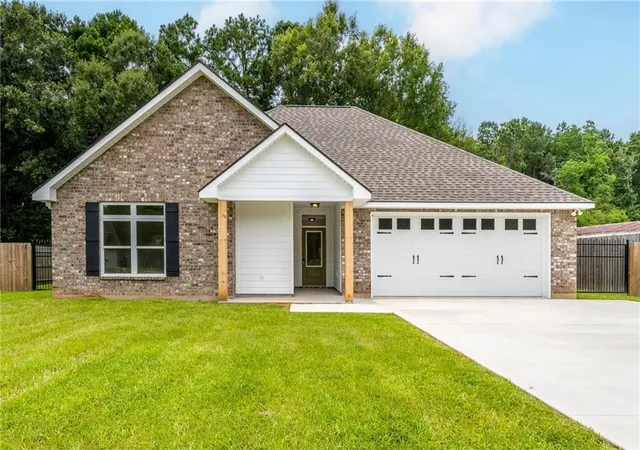 Photo 1 of Single family home for sale at 39393 Meadow Ridge Ln, Ponchatoula, LA 70454 | MLS# 2564419 | Listing updated on 2026-09-18