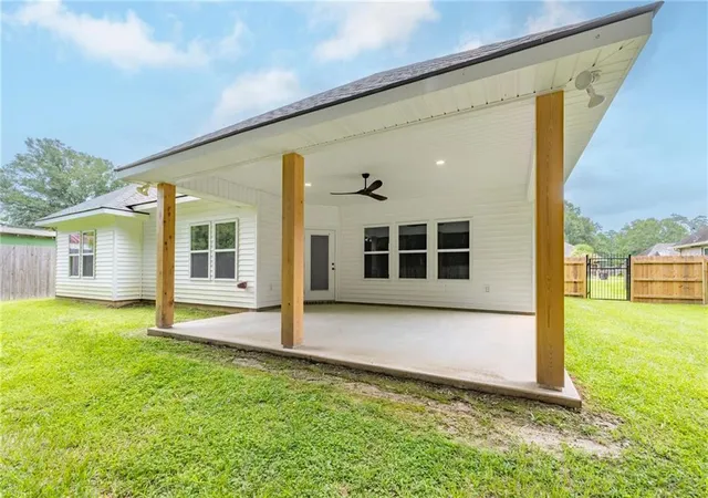 Photo 3 of Single family home for sale at 39393 Meadow Ridge Ln, Ponchatoula, LA 70454 | MLS# 2564419 | Listing updated on 2026-09-18