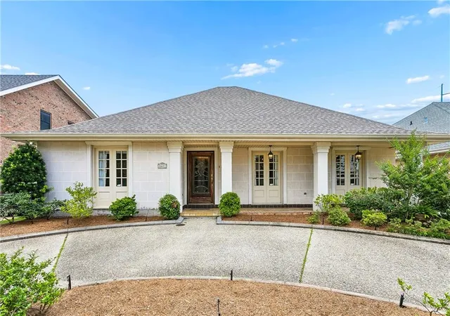 Photo 1 of Single family home for sale at 3621 Tolmas Dr, Metairie, LA 70002 | MLS# 2564499 | Listing updated on 2026-09-15
