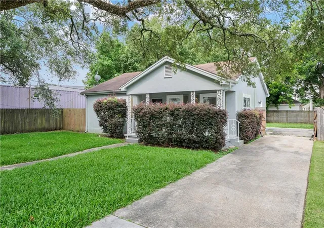 Photo 3 of Single family home for sale at 5150 Wilton St, New Orleans, LA 70122 | MLS# 2564691 | Listing updated on 2026-09-23