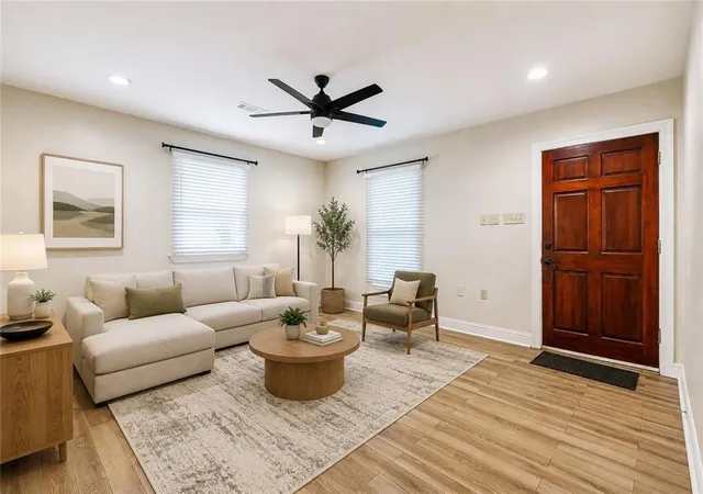 Photo 4 of House for sale at 6017 19 Bellaire Dr, New Orleans, LA 70124 | MLS# 2564969 | Listing updated on 2026-09-22