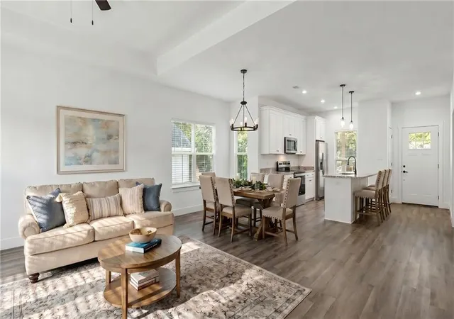 Photo 3 of Sale Pending at 70472 K St, Covington, LA 70433 | MLS# 2565069 | Listing updated on 2026-09-09