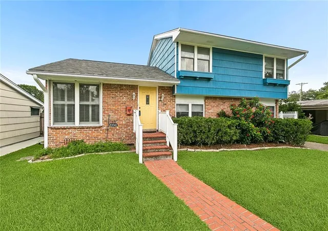 Single family home for sale at 10041 Joel Ave, River Ridge, LA 70123 | MLS# 2564364