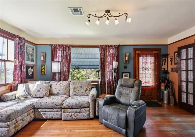 Photo 4 of Single family home for sale at 2034 Evergreen Ave, New Orleans, LA 70114 | MLS# 2565171 | Listing updated on 2026-09-16