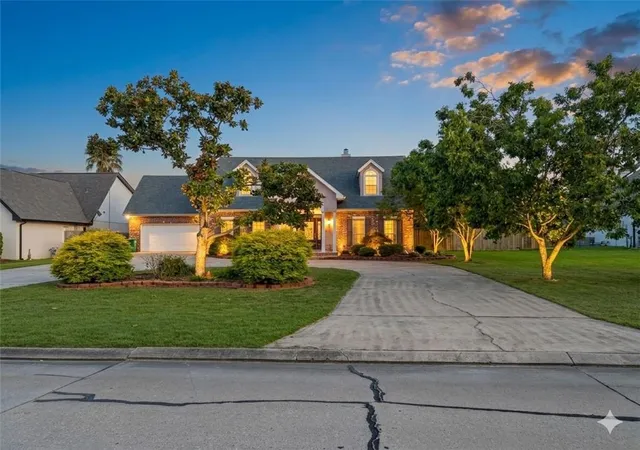 Photo 1 of Single family home for sale at 1065 Clipper Dr, Slidell, LA 70458 | MLS# 2565298 | Listing updated on 2026-09-28