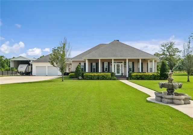 Photo 1 of Single family home for sale at 10141 Chenevert Rd, Waggaman, LA 70094 | MLS# 2565355 | Listing updated on 2026-09-03