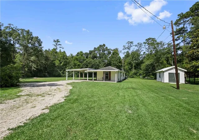 Photo 2 of Single family home for sale at 39177 Doll Factory Rd, Pearl River, LA 70452 | MLS# 2565641 | Listing updated on 2026-09-12