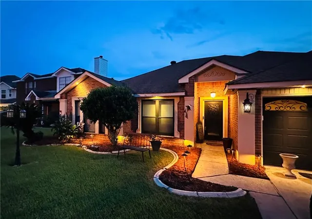 Photo 2 of Sale Pending at 30 Robert Rd, Westwego, LA 70094 | MLS# 2565189 | Listing updated on 2026-09-30