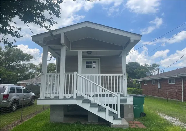 Photo 2 of Single family home for sale at 1114 Ave C, Westwego, LA 70094 | MLS# 2561917 | Listing updated on 2026-09-22