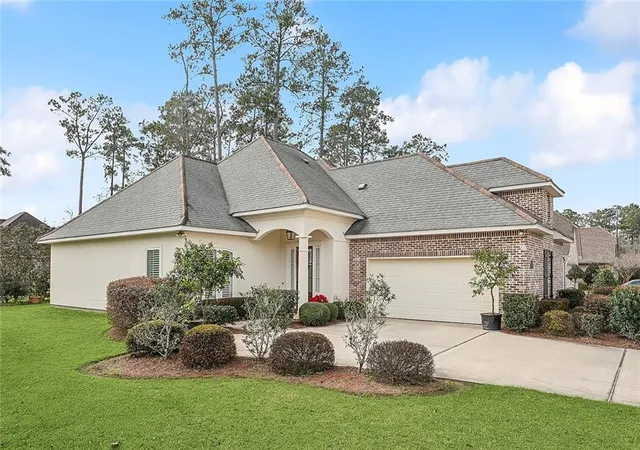 Photo 2 of Single family home for sale at 941 Grand Turk Ct, Covington, LA 70433 | MLS# 2562122 | Listing updated on 2026-09-15