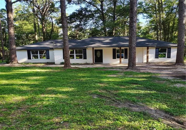 Photo 1 of Single family home for sale at 21216 Gardenia St, Covington, LA 70435 | MLS# 2565614 | Listing updated on 2026-09-18