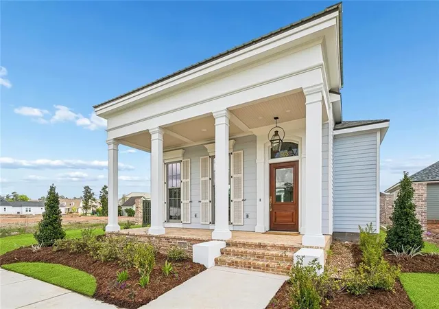 Photo 3 of Single family home for sale at 508 Mount Hope Ct, Covington, LA 70433 | MLS# 2566051 | Listing updated on 2026-09-21