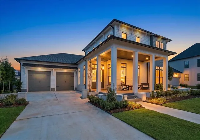 Photo 3 of Single family home for sale at 805 Chretien Point Ave, Covington, LA 70433 | MLS# 2566054 | Listing updated on 2026-09-09