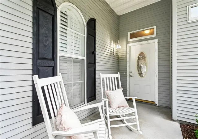Photo 3 of Single family home for sale at 225 Highland Dr, Mandeville, LA 70471 | MLS# 2566089 | Listing updated on 2026-09-10