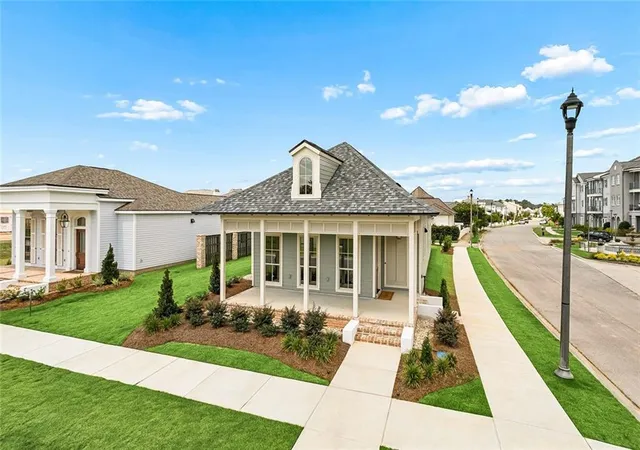 Photo 2 of Single family home for sale at 504 Mount Hope Ct, Covington, LA 70433 | MLS# 2566194 | Listing updated on 2026-09-21