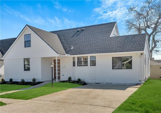 Photo 1 of Single family home for sale at 6000 Rosalie Ct, Metairie, LA 70003 | MLS# 2566698 | Listing updated on 2026-08-31