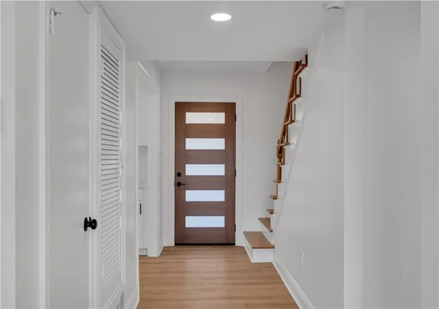 Photo 3 of Single family home for sale at 6000 Rosalie Ct, Metairie, LA 70003 | MLS# 2566698 | Listing updated on 2026-08-31